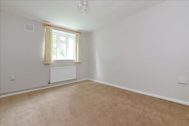 Oaklands Estate - Photo 1