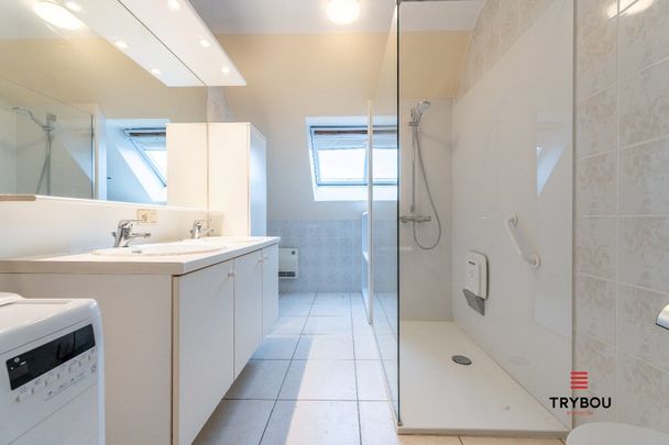 Duplex-appartement met 2 slaapkamers op de Markt van Houthulst - Foto 1