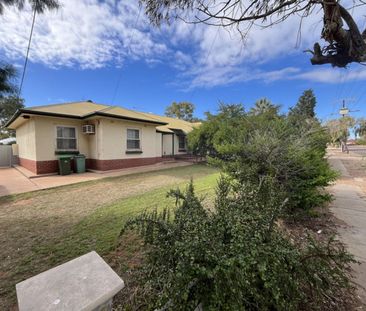 18 Dighton Street, Port Augusta West - Photo 5
