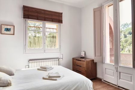 Carrer de la Belladona, Barcelona, Catalonia 08017 - Photo 4