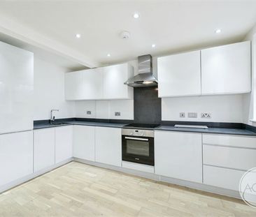 High Street, Green Street Green, ORPINGTON, London - Photo 5