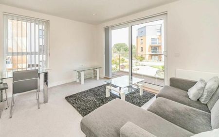 1 Bed Flat, Peregrine House, RG2 - Photo 2