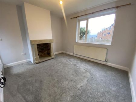 2 bedroom terraced house to rent - Photo 4