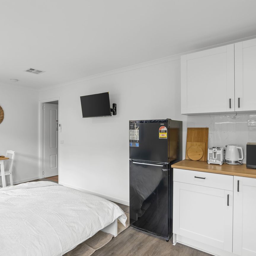 Wyndham Vale - Photo 1