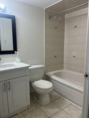 For Lease - 5830 Swordsman Drive Unit# Bsmt, Mississauga, Ontario - Photo 1