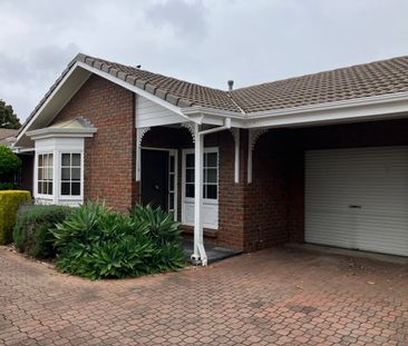Neat colonial style unit - new flooring and freshly painted - Photo 5