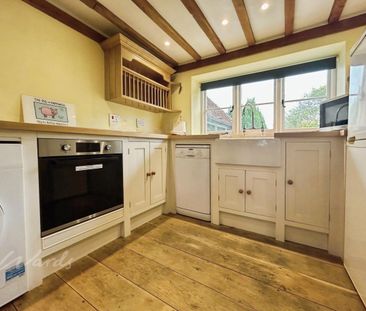 3 bedroom end of terrace house to rent - Photo 5