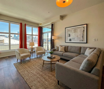 Modern 2 Bed Condo In Queen Mary Park | Secure Parking | Pet Friendly - Photo 2