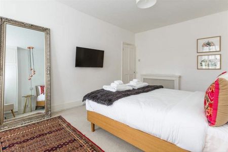 Charleville Road, West Kensington, W14 - Photo 2