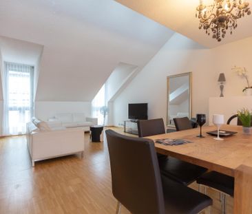 Möbliertes 4.5-Zimmer-Apartment mit Service im Herzen von Luzern - Photo 2