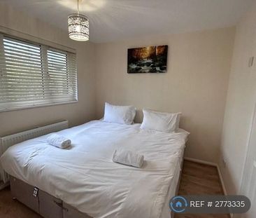 3 bedroom detached house to rent - Photo 5