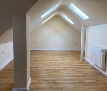 Market Place - Photo 4