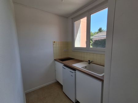 Location Appartement 1 pièce 29m² - Photo 2