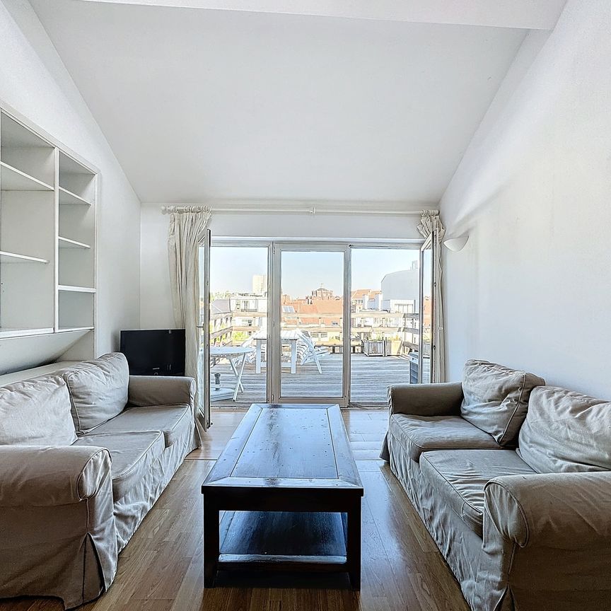 Flat - for rent - Photo 1