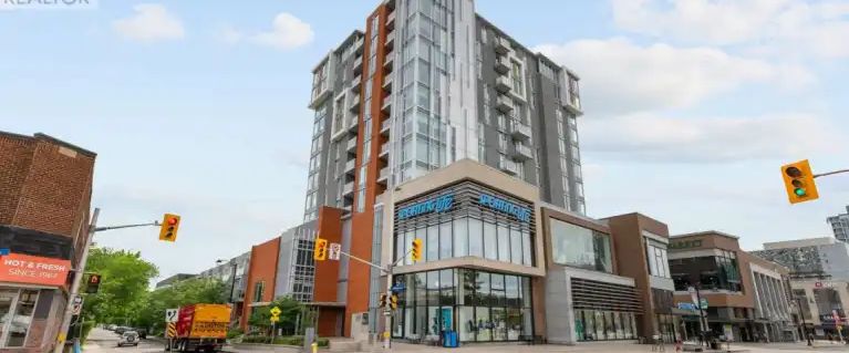 406 - 118 HOLMWOOD AVENUE | 406 - 118 HOLMWOOD AVENUE, Ottawa - Photo 1
