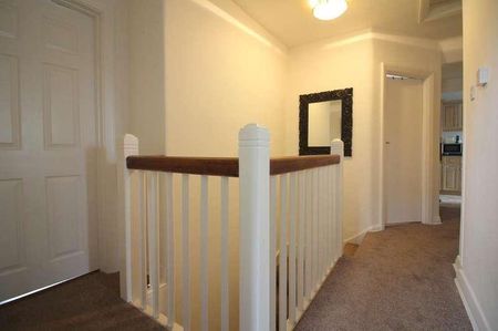 Ickenham Road, Ruislip, HA4 - Photo 4