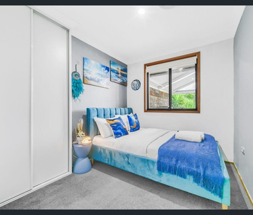 Beautifully Presented Cranebrook Home with Spacious Outdoor Enterta... - Photo 5