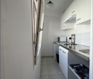 Location Appartement 1 pièce 29m² VALENCIENNES 59300 - Photo 2