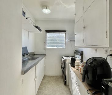 One Bedroom Unit Central Petone - Photo 5