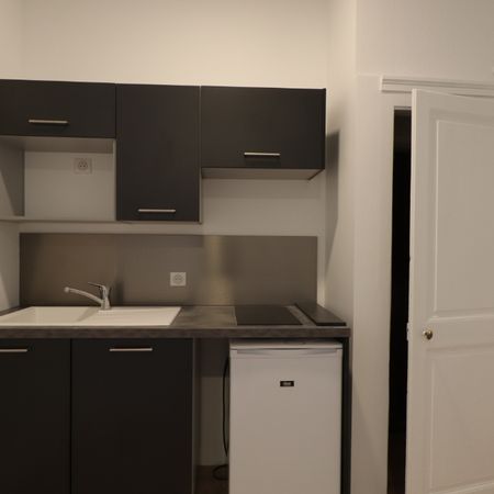 CENTRE-VILLE : Studio de 27m² - Photo 3