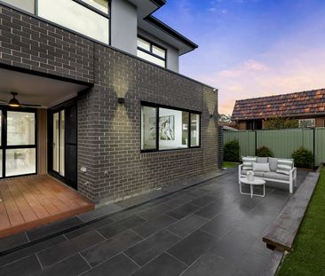 525B Springvale Road, Glen Waverley VIC 3150 - Townhouse For Rent |... - Photo 4