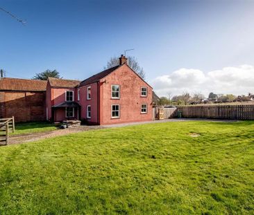 3 bedroom detached house to rent - Photo 2