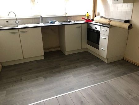 2 Bed Flat, Gilbert House, E2 - Photo 2