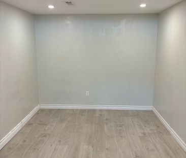 For Lease - 2271 Truscott Drive Unit# Basement, Mississauga, Ontario - Photo 5