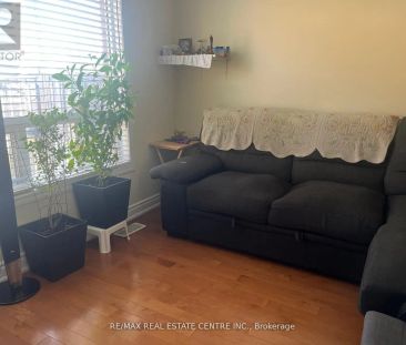 37 PARISIAN ROAD - Photo 2