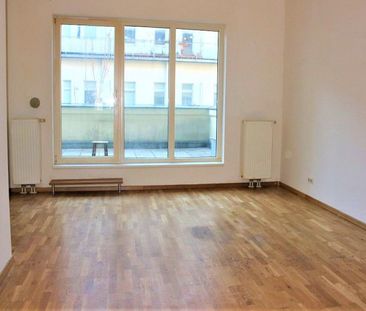 TERRASSENHIT, UNBEFRISTET, 86 m2 Altbau mit 30 m2 Freifläche, 3 Zim... - Photo 2
