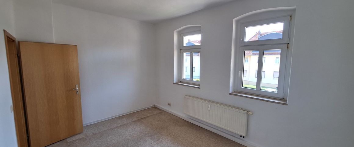 Große 2-Raum-Wohnung in Ammendorf - schnell zuschlagen! - Foto 1