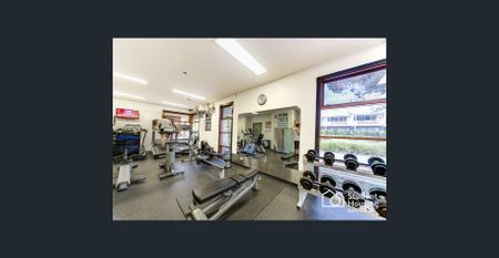 Student Only Accommodation - Kingsbury Gardens - 1 Bedroom - Photo 4