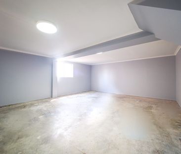 There's Space for All the Family Here - Photo 5