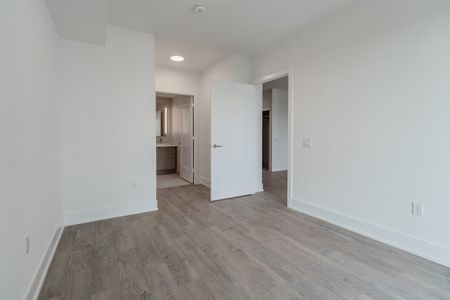 For Lease - 858 Dupont Street Unit# 702, Toronto, Ontario - Photo 4
