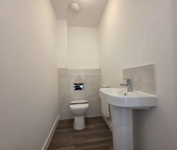 21 Whitebeam Way, ST17 4GG - Photo 6