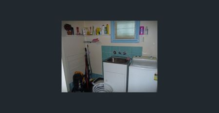 Comfortable Family Living in a Convenient Elizabeth North Location - Photo 5