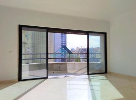 Apartamento T4 - Photo 3