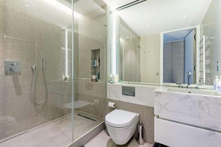 At Buckingham Palace Road, Victoria, London, SW1W - Photo 5