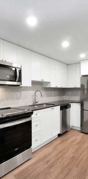 Pacific Terrace Apartments - Photo 1