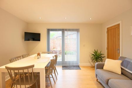 2 bedroom terraced house to rent - Photo 3