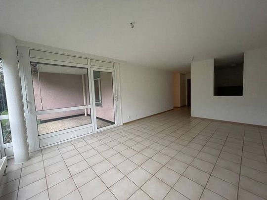 Bel appartement de 3,5 pièces au rez de chaussée avec jardin. - Foto 1