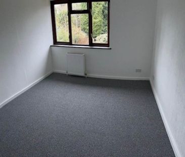 4 bedroom detached house to rent - Photo 4