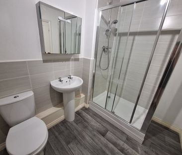 2 Bed Flat, Millers Brow Walk, M9 - Photo 4
