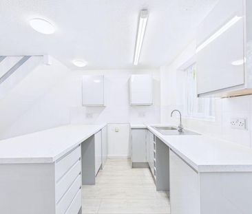 1 bedroom terraced house to rent - Photo 2