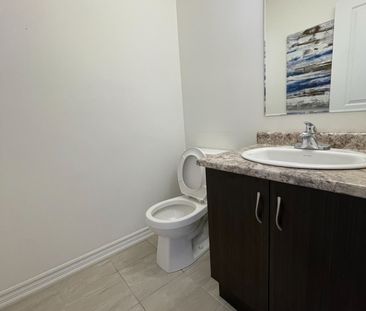 For Lease - 24 Imperial College Lane, Markham, Ontario - Photo 4