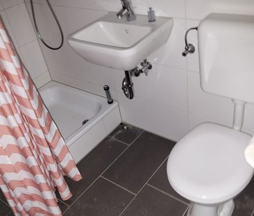 Helle City-Wohnung mit Duschbad und Balkon - Photo 3