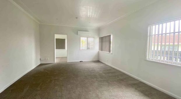 Peace in Pukekohe! - Photo 1