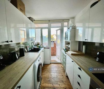 2 bedroom flat to rent - Photo 6