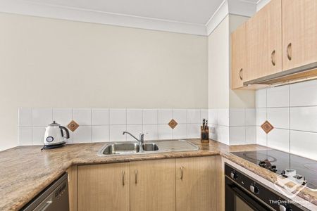 Peaceful in the Heart of Newstead - Photo 5