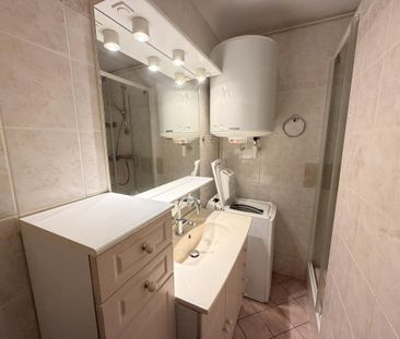 Location Appartement 4 pièces 75m² CHAMBERY 73000 - Photo 2